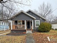 Building Photo - Charming 3-Bedroom, 2-Bathroom Bungalow in...