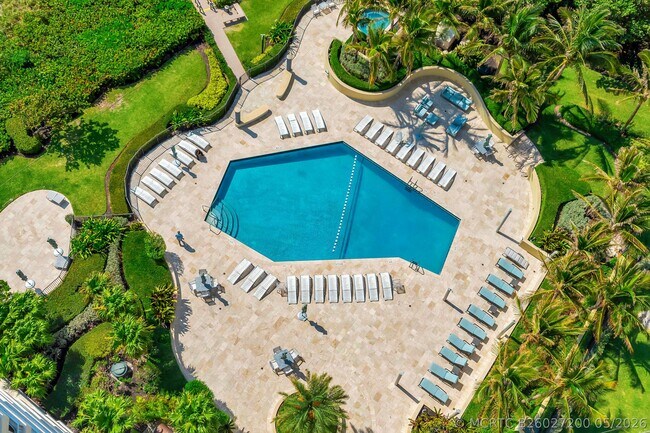 Building Photo - 500 S Ocean Blvd