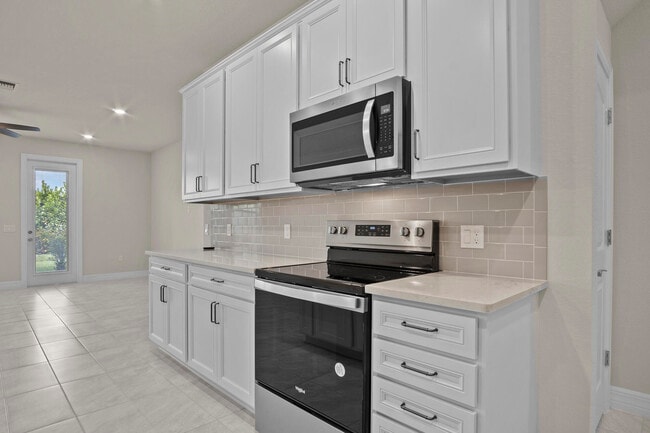 Building Photo - 4837 Chantilly Rd