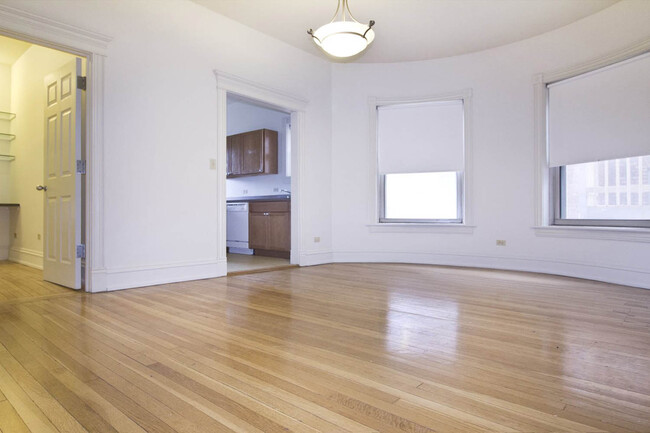 Dining/Living room - 5533 S. Blackstone