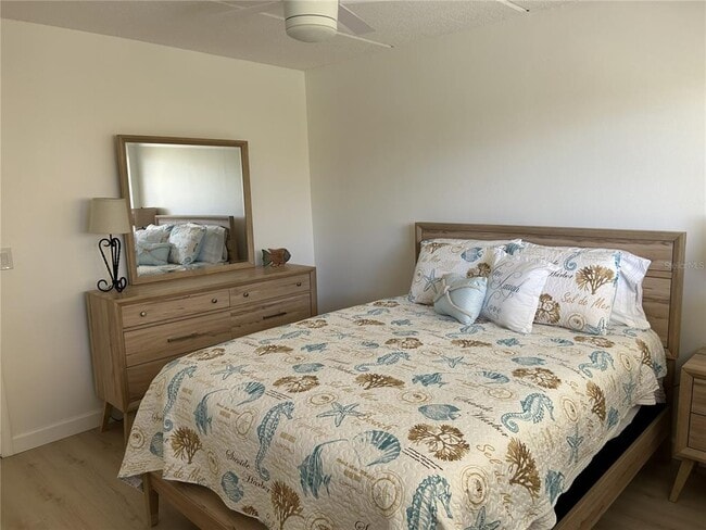 Building Photo - 3808 Gulf of Mexico Dr
