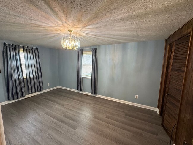 Building Photo - 2600 Harrison Ave