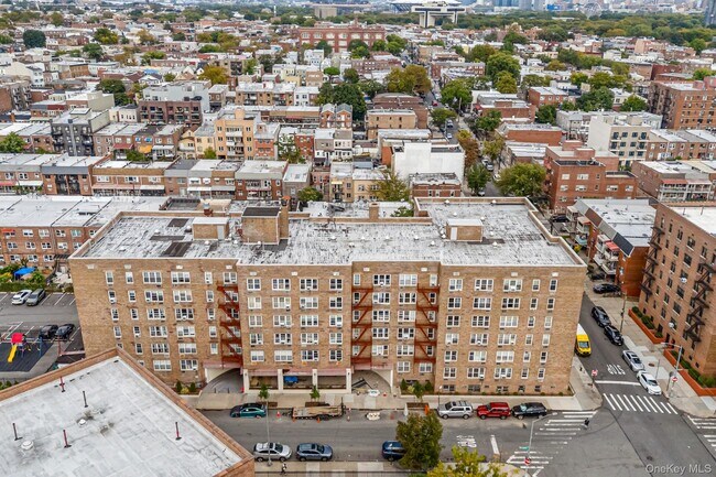 Building Photo - 102-55 67th Rd