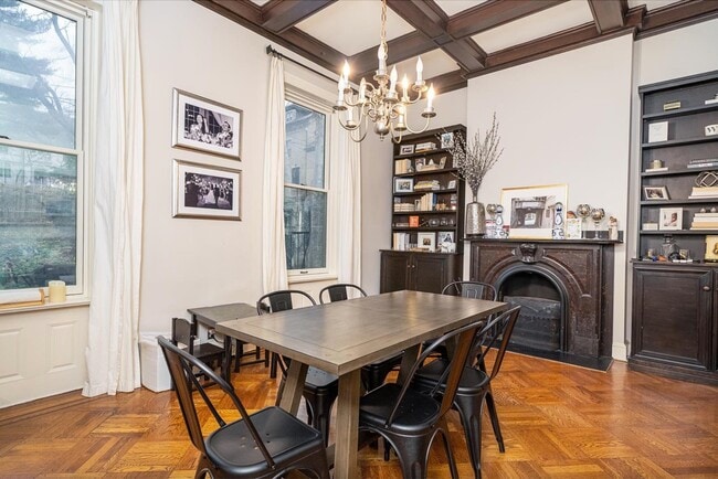 Building Photo - 829-831 Hudson St