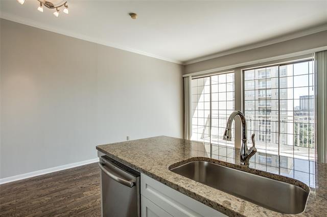 Building Photo - 3225 Turtle Creek Blvd Blvd