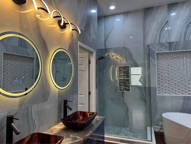 Building Photo - 11745 Via Lucerna Cir