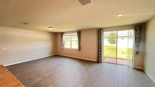Building Photo - 702 Alta Vista Ct
