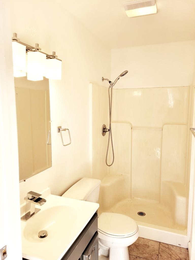 Building Photo - 1074 18th Street