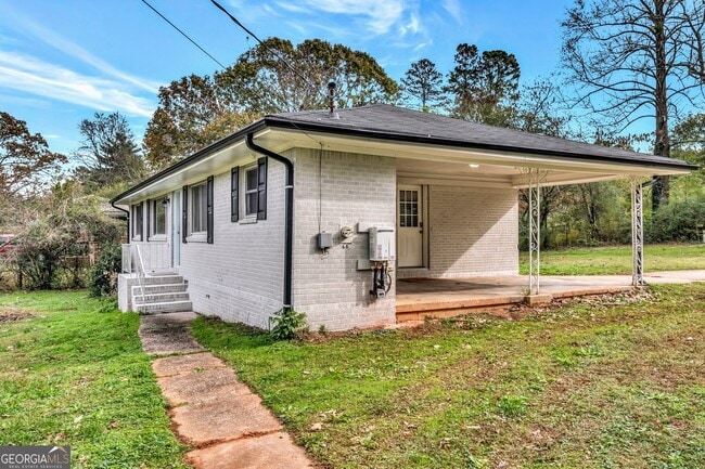 Building Photo - 597 South Gordon Rd SW