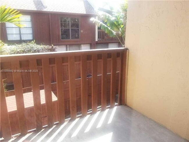 Building Photo - 6924 SW 114th Pl