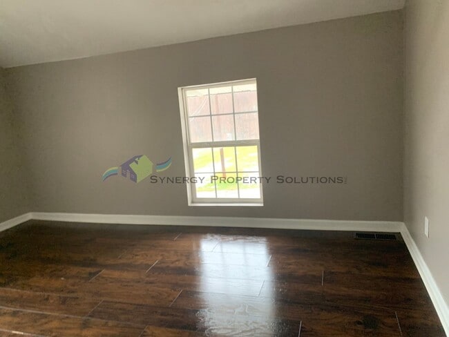 Building Photo - Madison Rental
