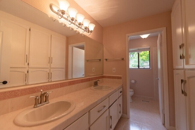 Building Photo - Los Gatos Mountain Living at its Best! Gated 1 Acre lot! Spacious 5 bedroom House! Pool!