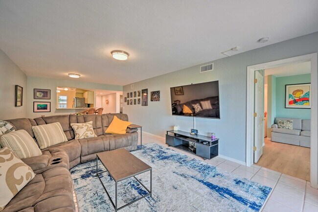 Building Photo - 320 Horse Creek Dr