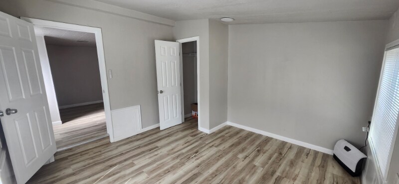 Building Photo - 537 S Hunter St