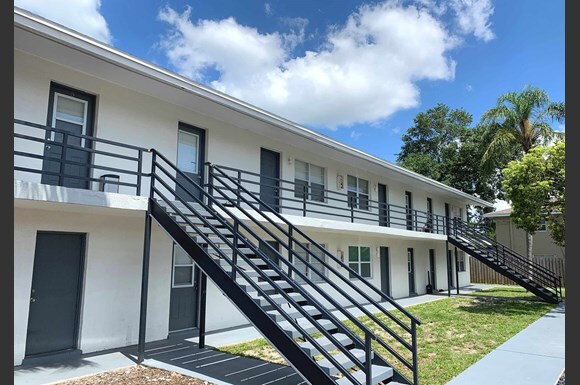 Building Photo - Hillview Apartments