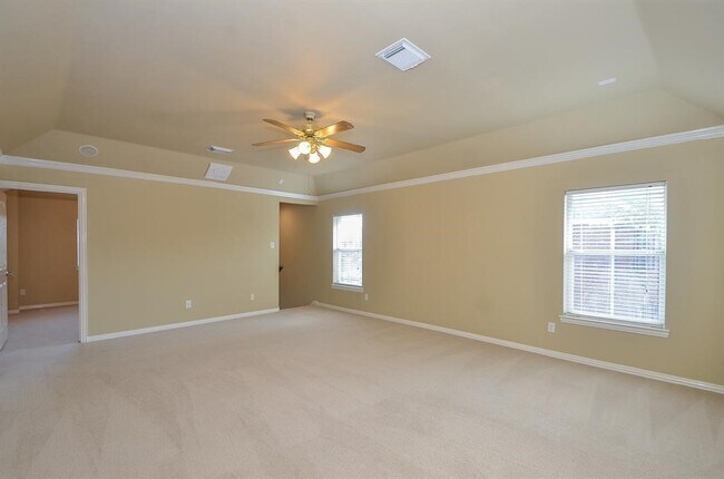 Building Photo - 5503 Langhorne Ct