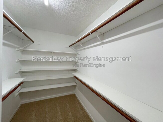 Building Photo - 6320 Dry Fork Ln