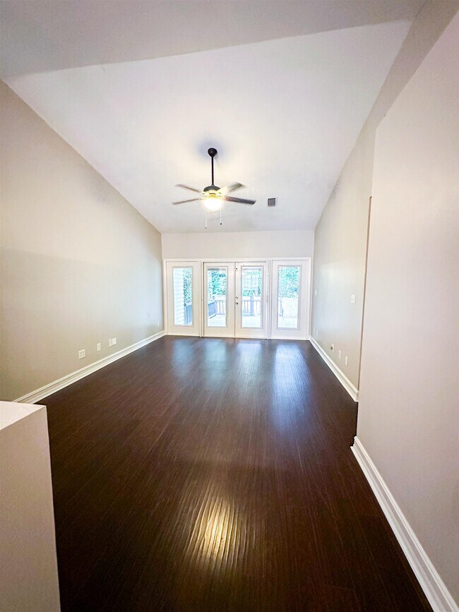 Building Photo - 7410 Heide Hill Trce