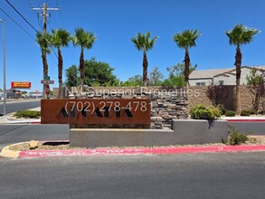 Building Photo - NW! 3 Bedroom Townhouse!! Gated!! Parks!! All Tile Floors Downstairs!! 2 Car Garage!!!