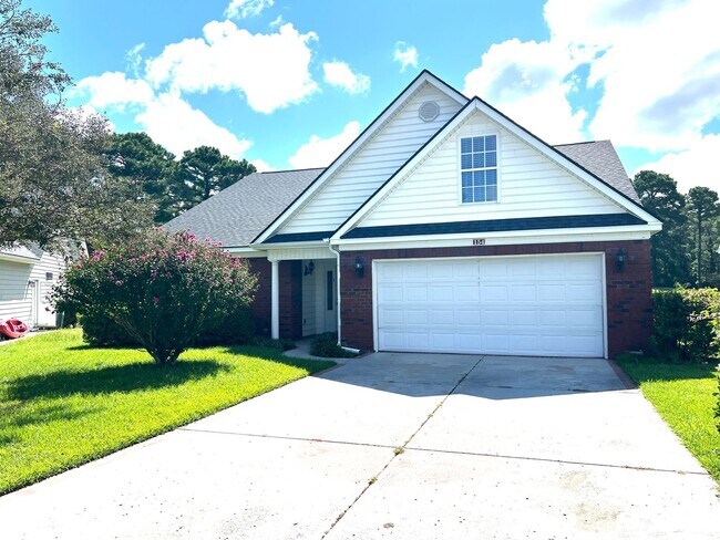 Building Photo - 154 Regency Dr