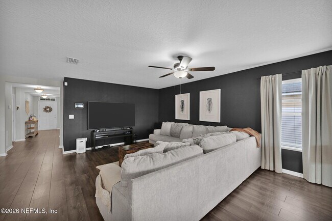 Building Photo - 6119 Black Filly Ln