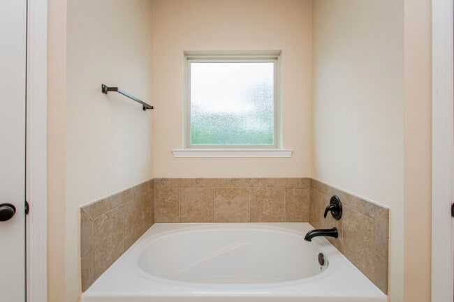 Building Photo - 42228 Marblestone Ave