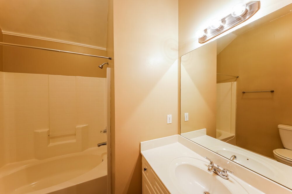 Building Photo - 1061 Village Trail