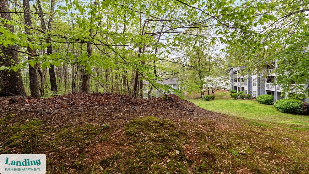 Building Photo - 2030 Northcliffe Dr