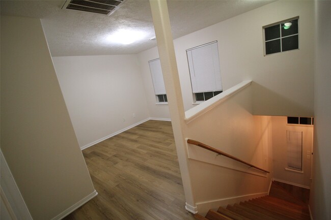 Building Photo - 21123 Sprouse Cir