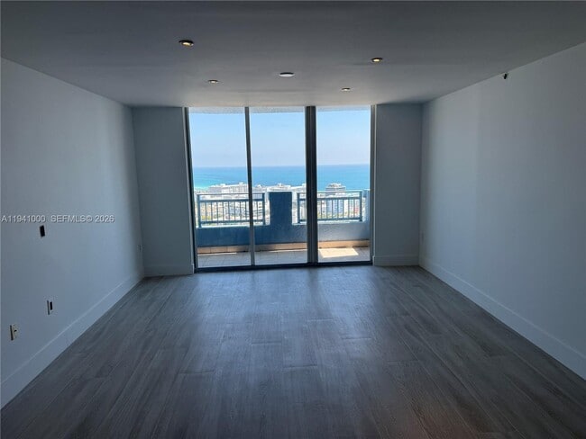 Building Photo - 90 Alton Rd