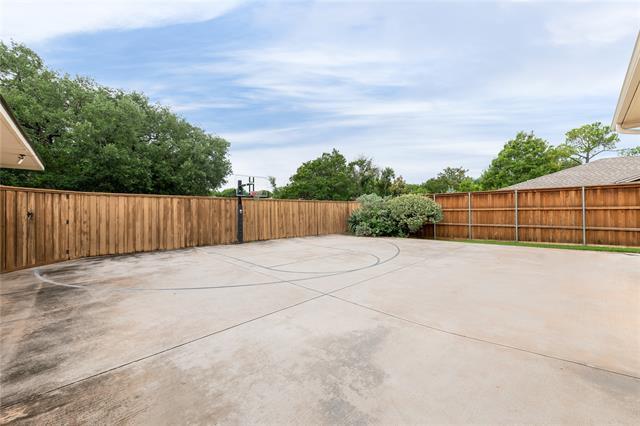 Building Photo - 5228 Tanbark Rd