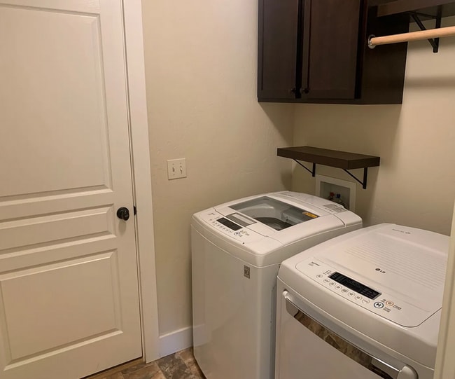 Building Photo - Upgraded 3 Bedroom Home in West Boise