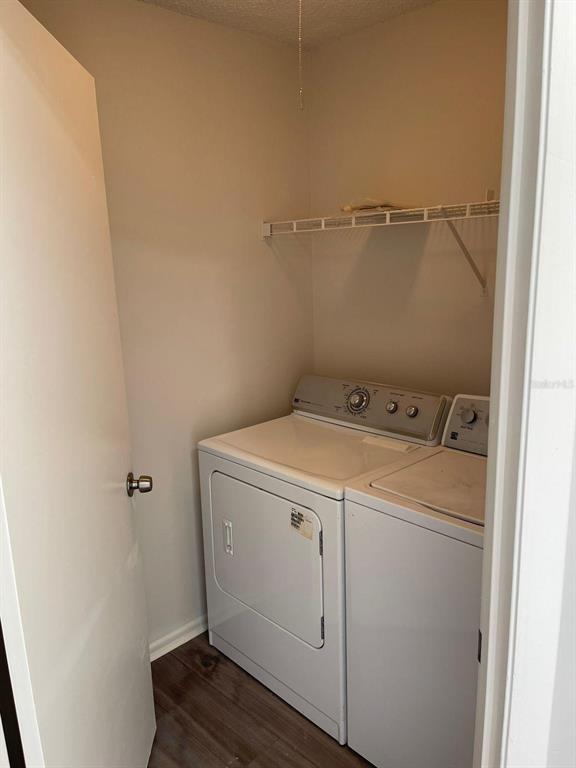 Building Photo - 2564 Grassy Point Dr