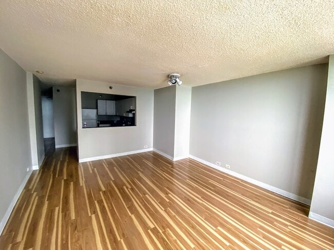 Building Photo - 474 N Lake Shore Dr