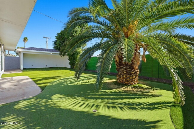 Building Photo - 7921 E Willetta St