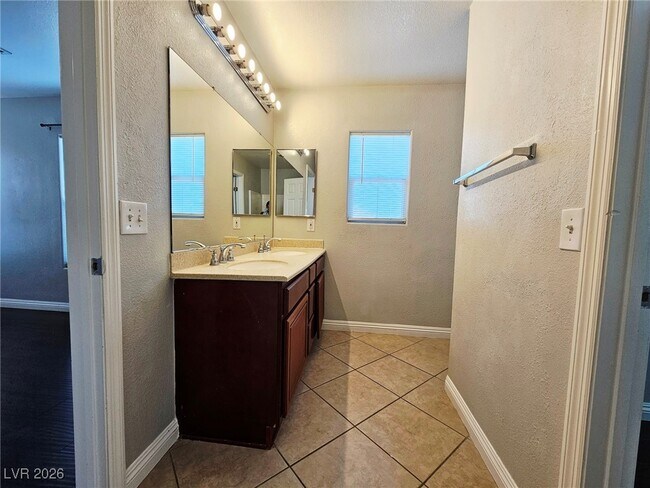 Building Photo - 6161 Wild Lilac Ct