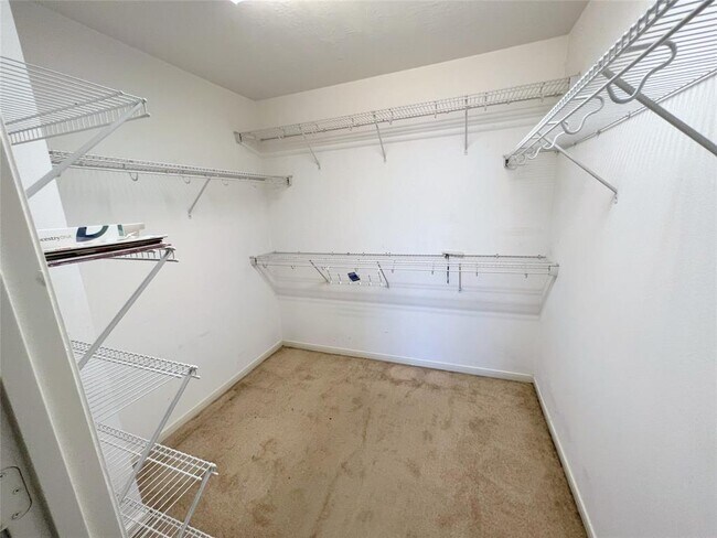 Building Photo - 5323 Brookway Dr