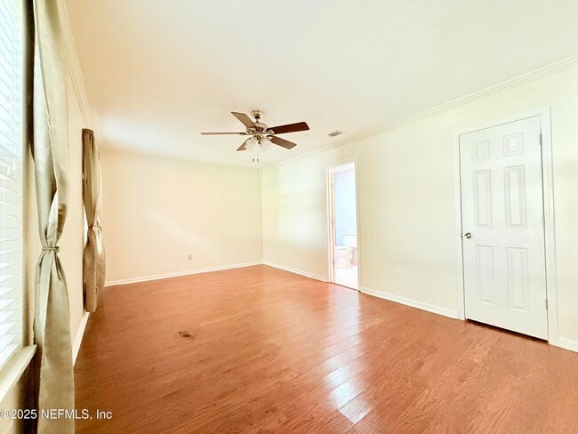 Building Photo - 10373 Windfern Ct N