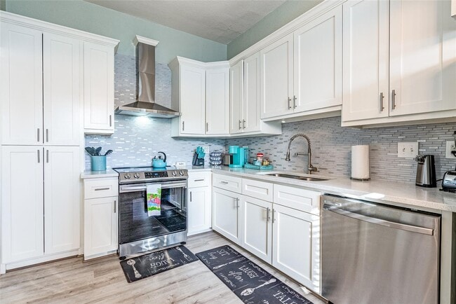 Building Photo - 1208 Avenue K