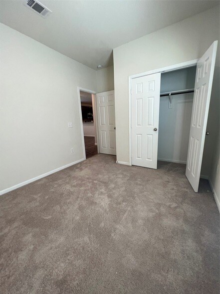 Building Photo - 4410 Rushing Ridge Ct