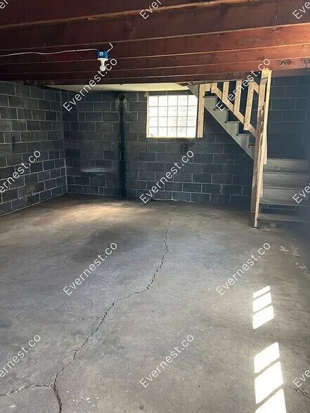 Building Photo - 1758 Marlow Rd