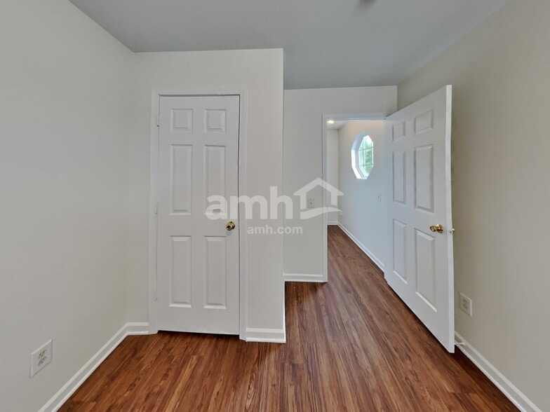 Building Photo - 1517 Braveheart Ln