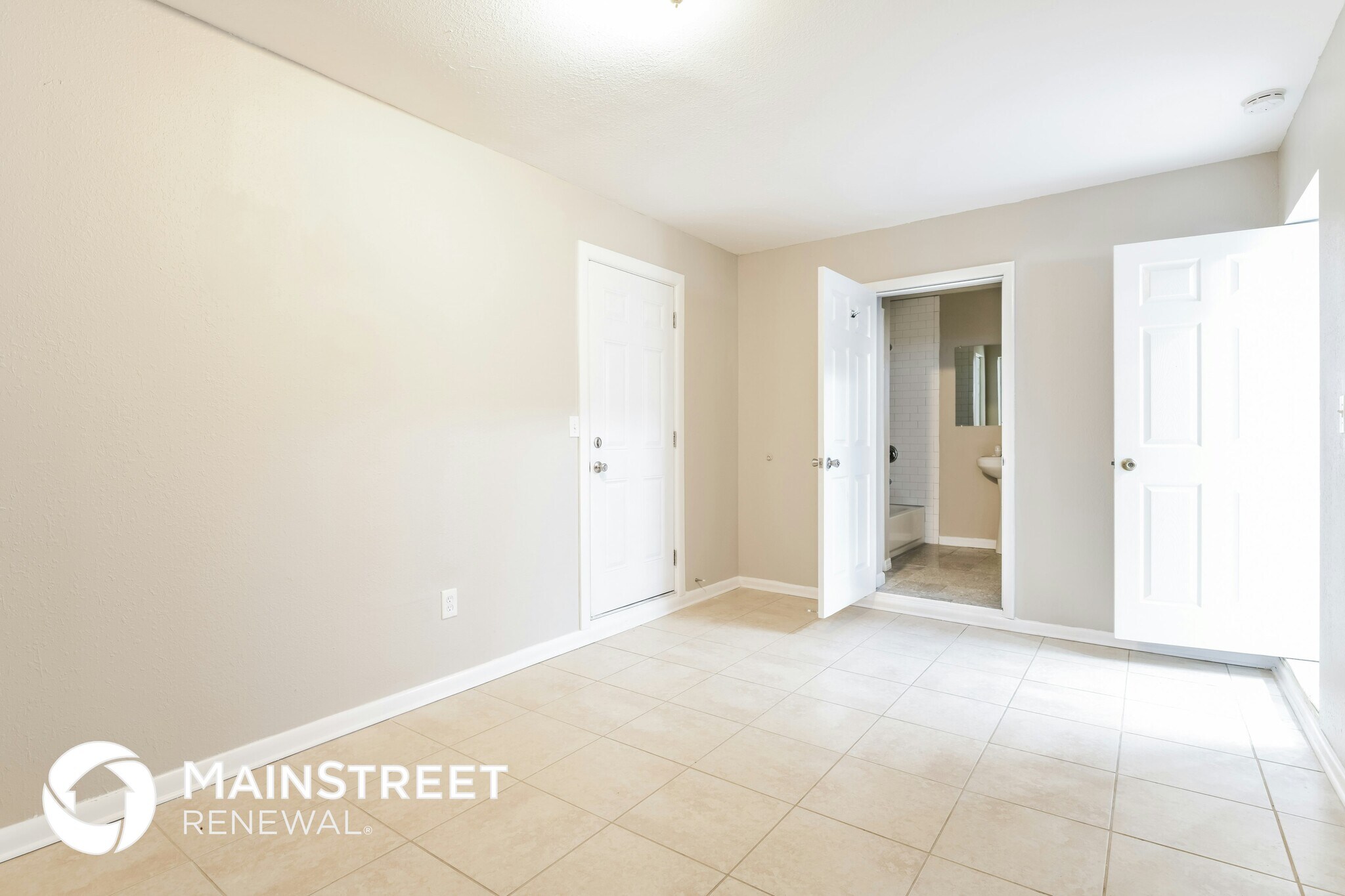 Building Photo - 7503 N Dartmouth Ave