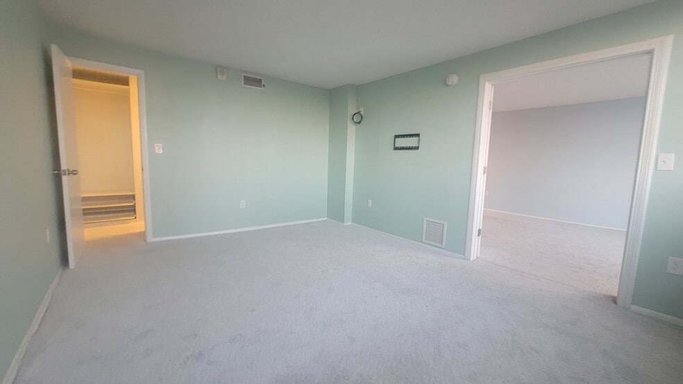 Building Photo - 13155 Ixora Ct