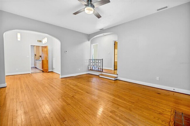 Building Photo - 6421 6th Ave N