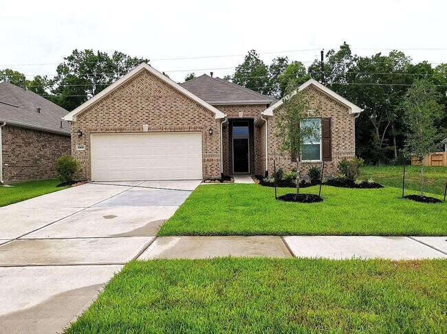 Primary Photo - 22635 Strathmore Dr