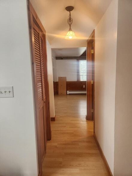 Building Photo - 92 Main St