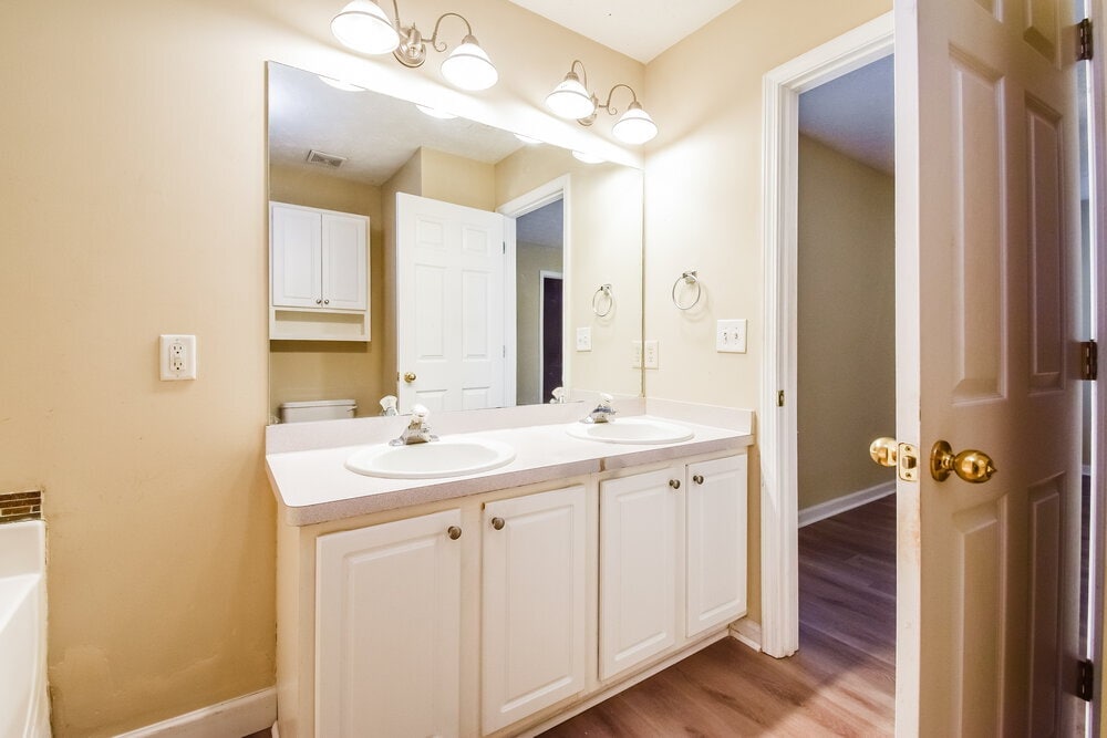 Building Photo - 252 Prescott Ct