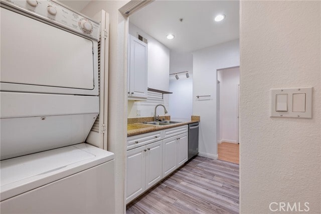 Building Photo - 2112 Watermarke Pl