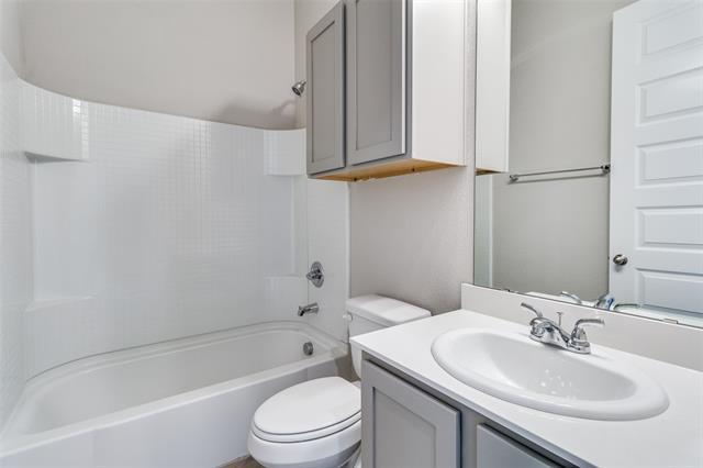 Building Photo - 1319 Beach Blvd